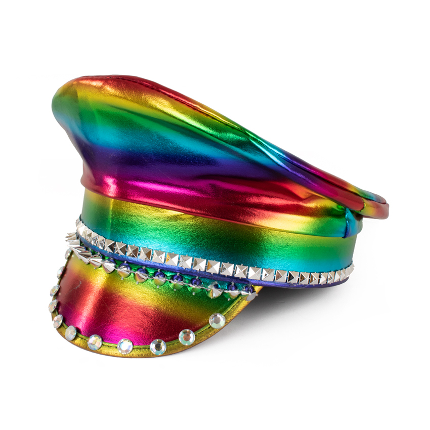 Regenbogen-Cap mit Metallic-Steinen