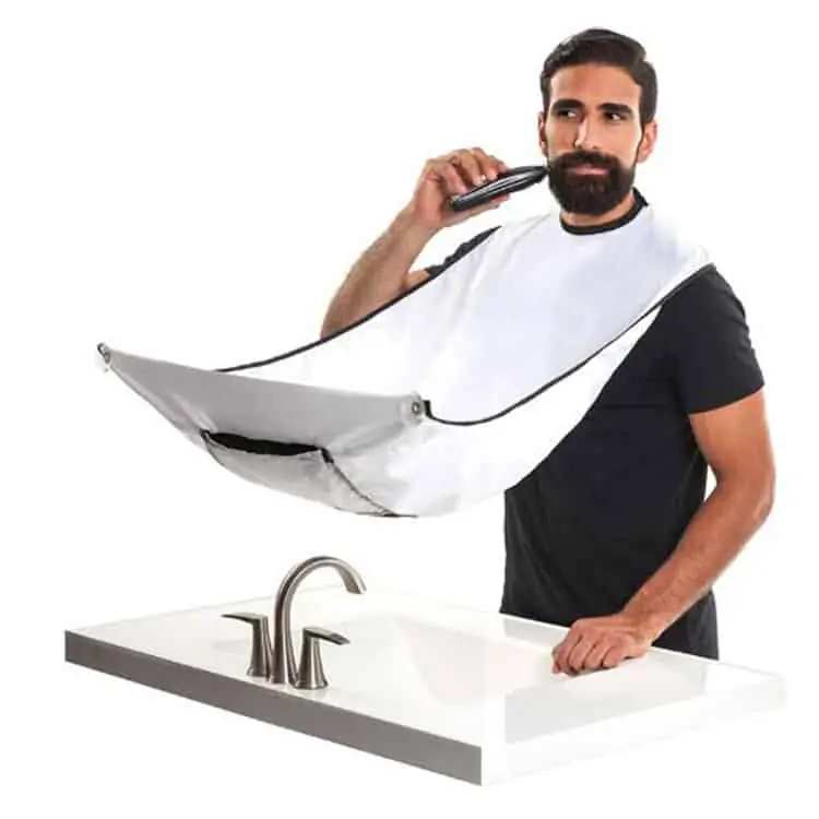 Bart-Rasierschürze mit Saugnäpfen – weiß – Bild 2