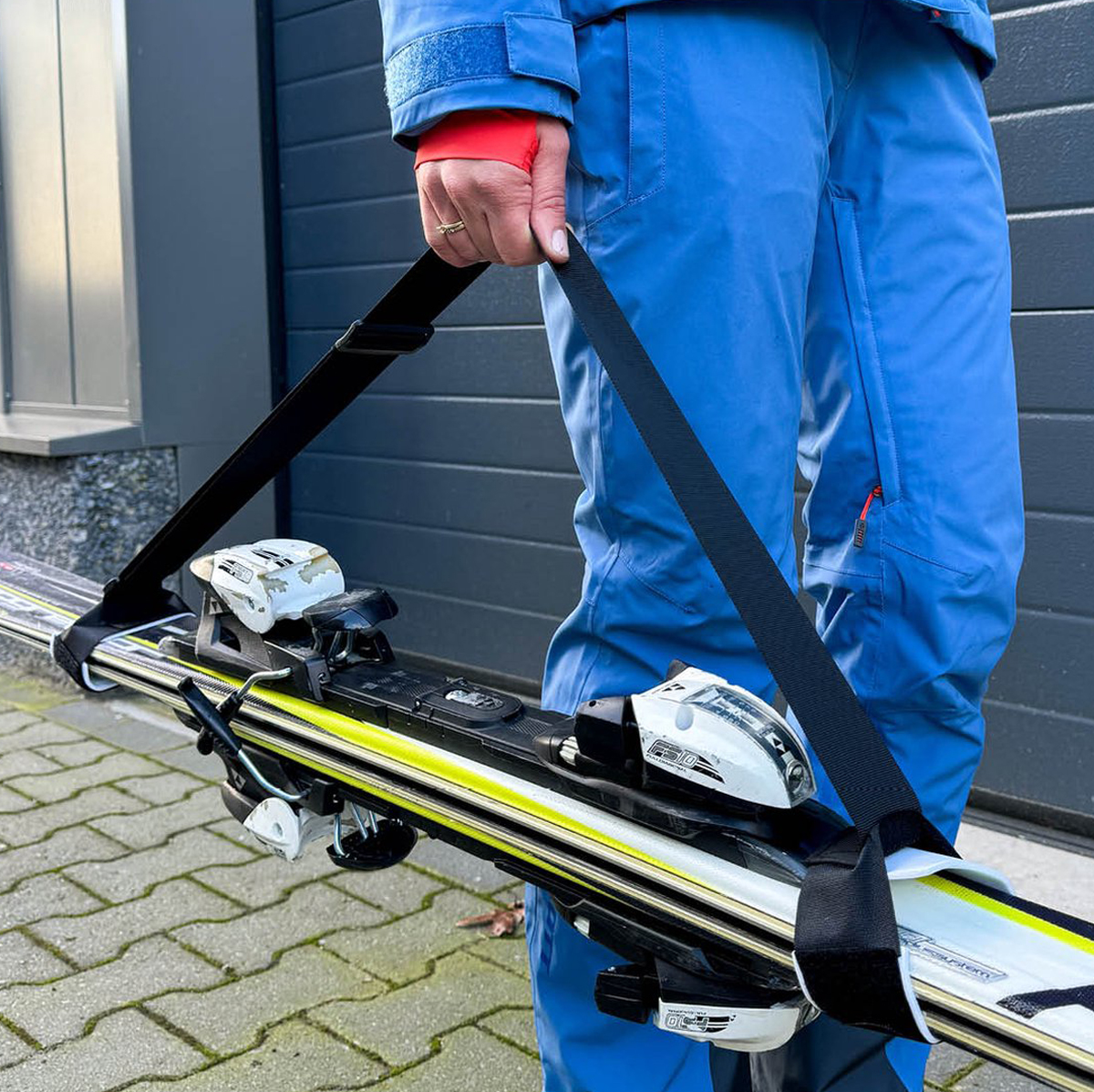 Universeller Skiträger – Skiband mit Klettverschluss – Verstellbar – Schwarz – Bild 8